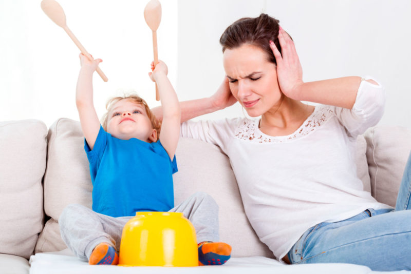 Гиперактивный ребенок, что делать родителям – 6 советов психолога