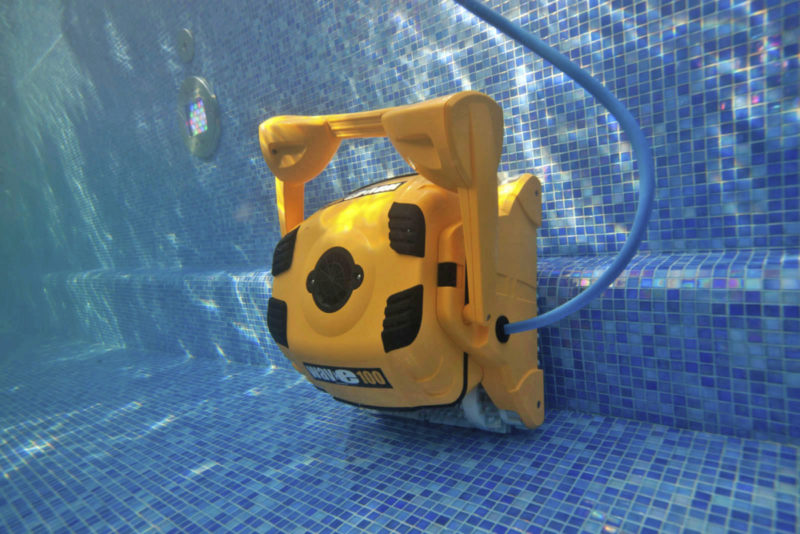 Пылесос для бассейна: как выбрать лучшую модель для подводной уборки, как правильно пользоваться